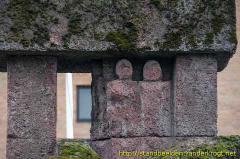 Culemborg - Sculptuur Koningin Wilhelmina College