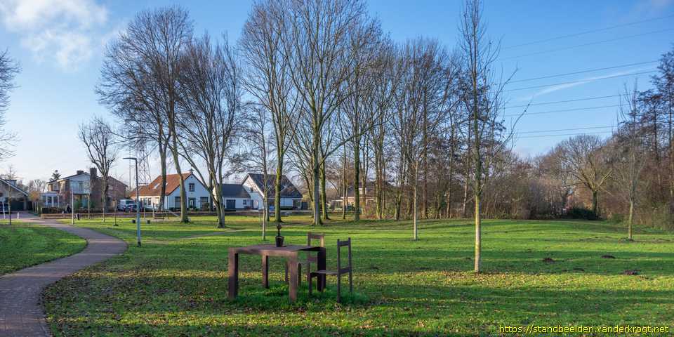 Oud-Zevenaar - Tafels en stoelen