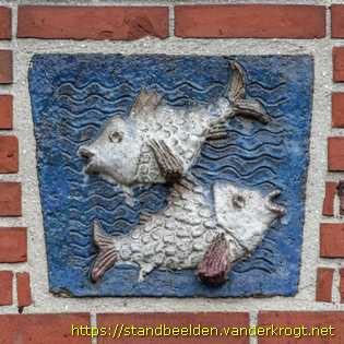 Groningen - Portiekdecoratie Tekens van de Dierenriem Lauwersstraat