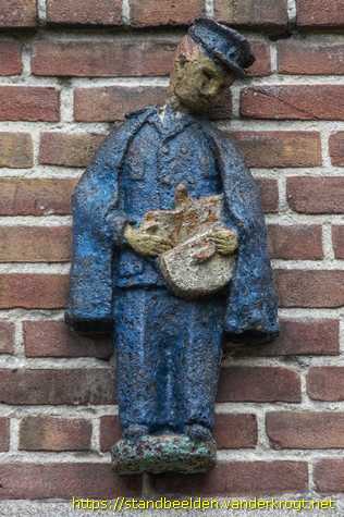 Groningen - Portiekdecoratie Beroepen Scheldestraat