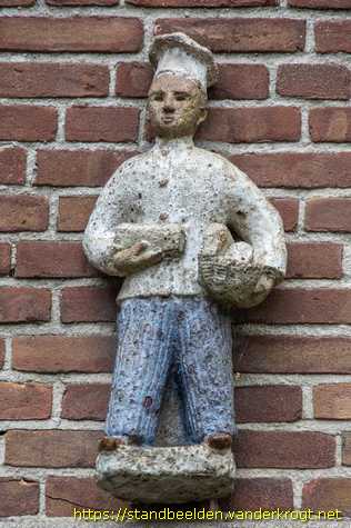 Groningen - Portiekdecoratie Beroepen Scheldestraat
