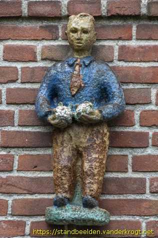 Groningen - Portiekdecoratie Beroepen Scheldestraat