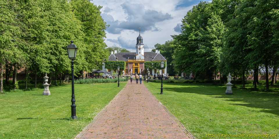 Slochteren - Herakles en Pallas Athene