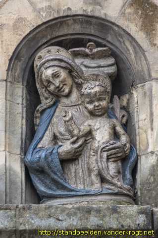 Heerlen - Maria met kind en St. Jacobus de Meerdere