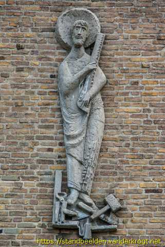 Meerssen - Gevelsculpturen Sint Jozef Arbeider