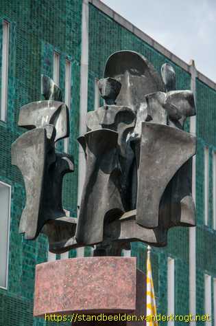 Eindoven - Figurengroep en Twee figuren