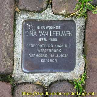 Grave - Dina van Leeuwen