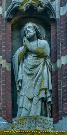 Hoeven - Christus, Jozef, Maria en vier heiligen