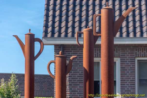 Mill - Koffiepotten en koffiekopjes