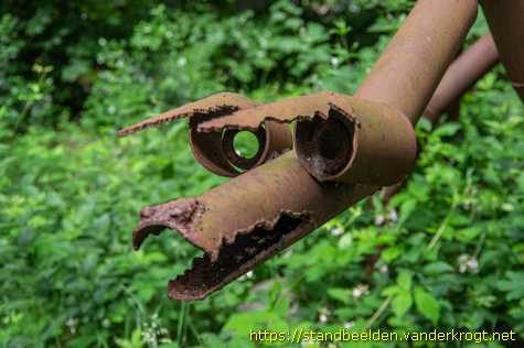 Oosterhout - Betonkunst - Ghost of the Swamp