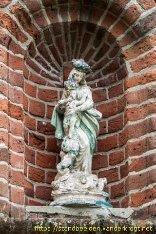 Haren - Maria met kind en Jozef met kind
