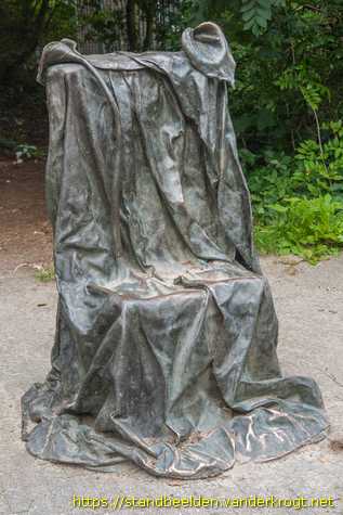 Tilburg - Marietje Kessels Monument