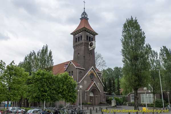 Diemen - Reliëfs Sint Petrus