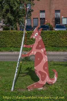 Nieuw-Vennep - Speelobjecten, vier figuren en vier dieren