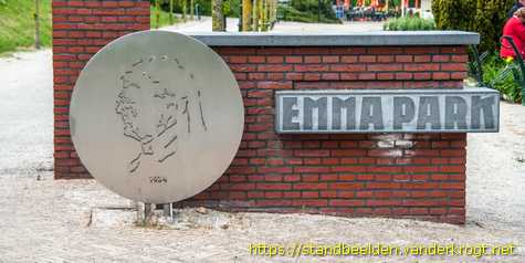 Medemblik - Ingangen Koningin Emmapark