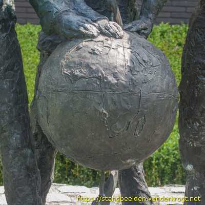 Warmenhuizen - Mensen van de wereld