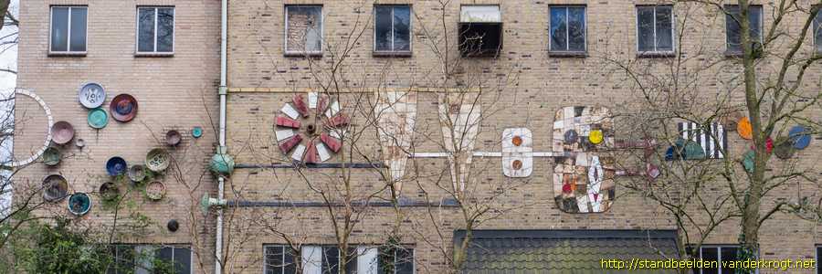Ommen - Keramisch plastiek Zuivelfabriek