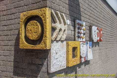 Mijdrecht - Gevelkeramiek