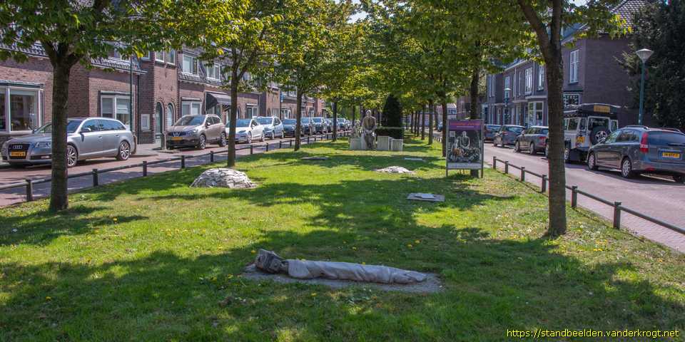 Woerden - Familieportret (Joods Monument)
