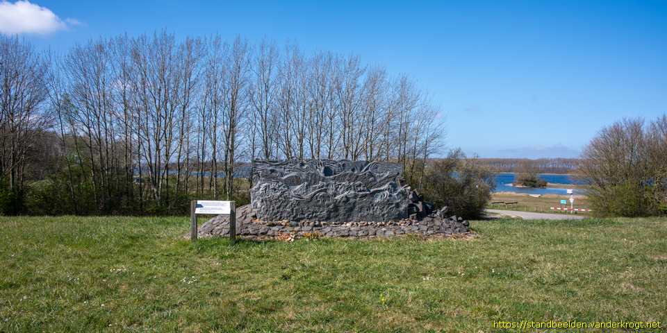 Wolphaartsdijk - Monument Watersnoodramp 1953