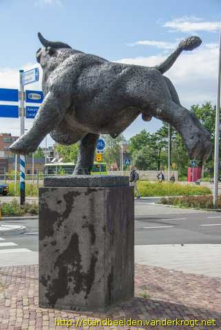 Alphen aan den Rijn - Stier