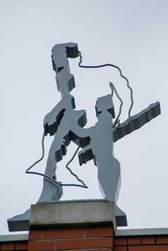 Alphen aan den Rijn - Romeinse figuren op Palazzo