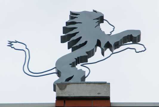 Alphen aan den Rijn - Romeinse figuren op Palazzo