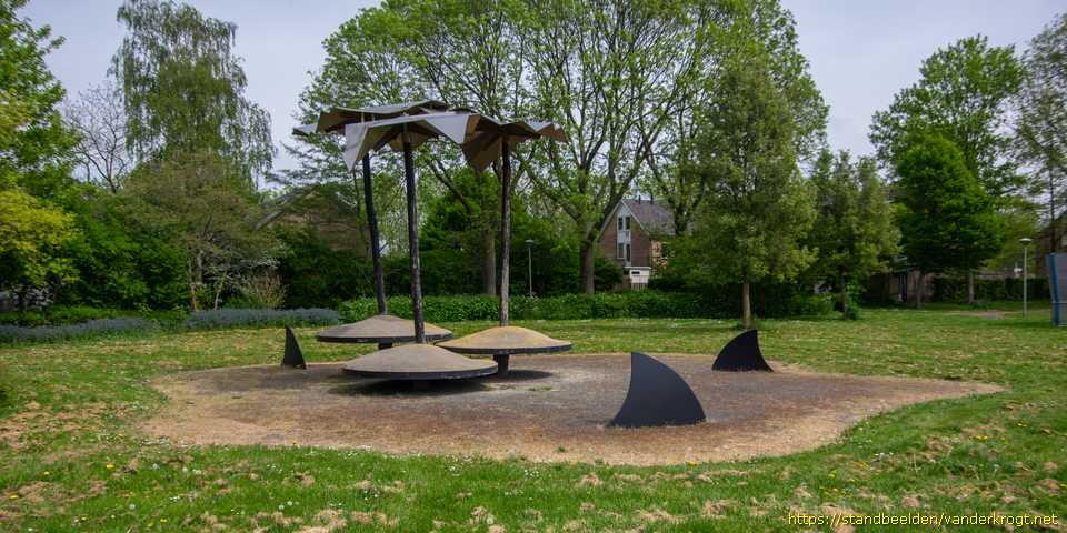 Alphen aan den Rijn - Eiland met palmbomen
