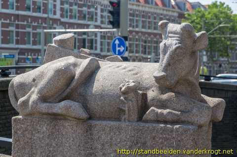 Den Haag - Eland, Ezel, Paard en Koe plus Dolfijn