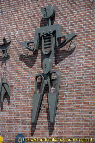 Den Haag - Man, Vogels en bloemen