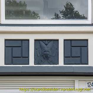 Den Haag - Havik, ooievaar, uil, vis en bloem