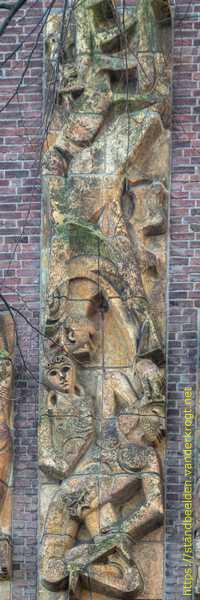 Den Haag - Reli&euml;f Wederopbouw