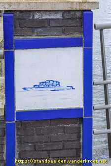 Den Haag - Drie bruggen met Westlandse elementen