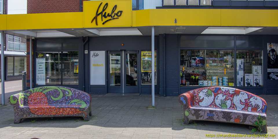 Den Haag - Social Sofa 'Loosduinen-Lachebekjes'