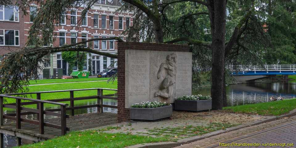 Rotterdam - Monument voor Britse vliegers