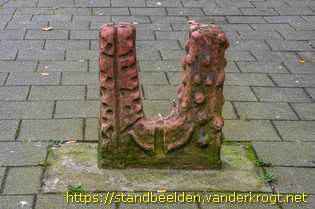 Rotterdam - Antiparkeerbeelden