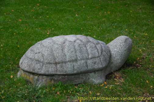 Rotterdam - Schildpad, Zittende Kat en Duif