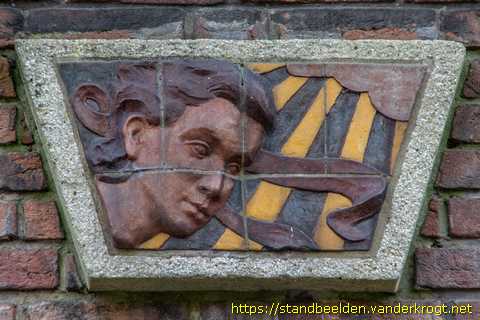 Rotterdam - Mannen- en vrouwenkoppen, dieren en zonnebloemen