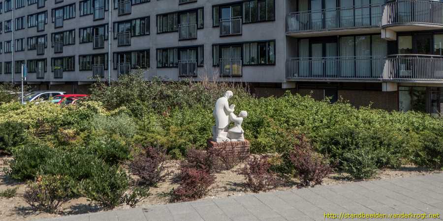 Hoek van Holland - Moeder en kind
