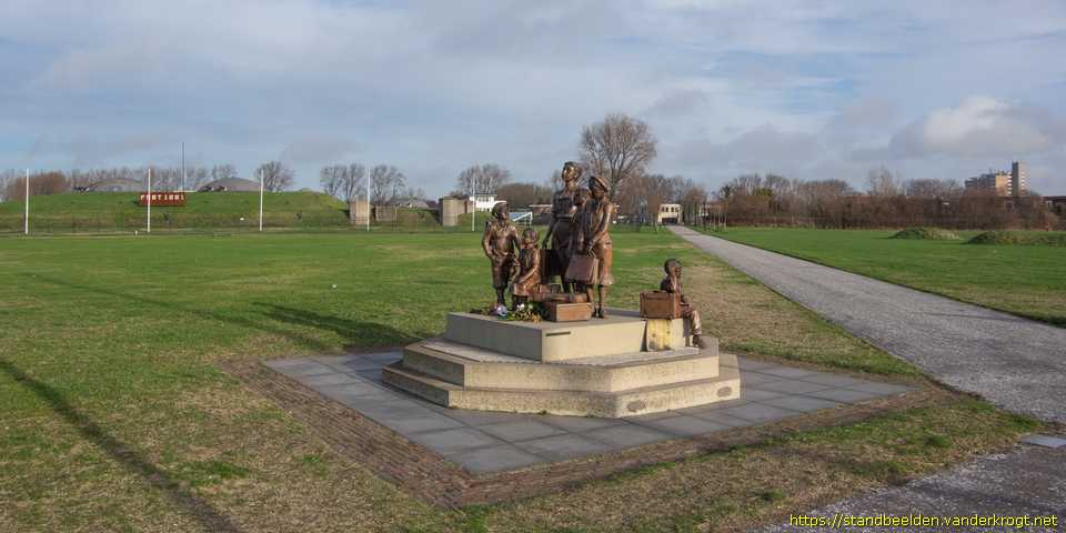 Hoek van Holland - Kindertransport - Channel Crossing to Life