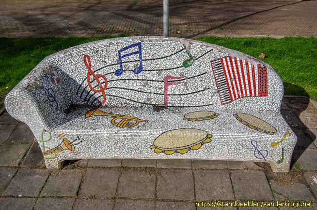 Schiedam - Social Sofa 'Albert van Raalteplein'