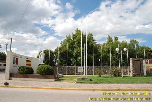 Laboulaye /  Monumento de españoles e italianos
