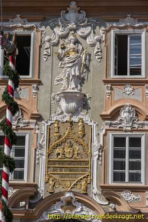 Sankt Veit an der Glan /  Justitia und Heiligen