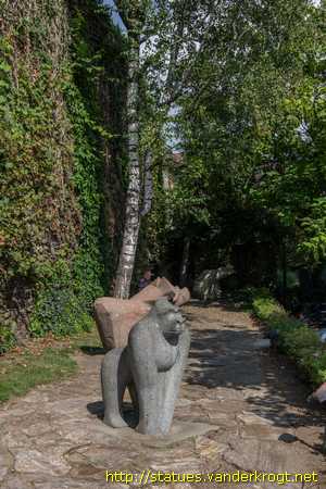 Sankt Veit an der Glan /  Gorilla, Schwein und Bär