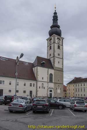 Sankt Pölten /  Heiligenstatuen am Dom