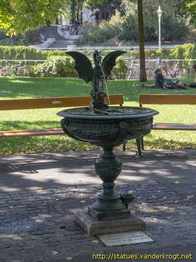 Wien /  Basiliskenbrunnen