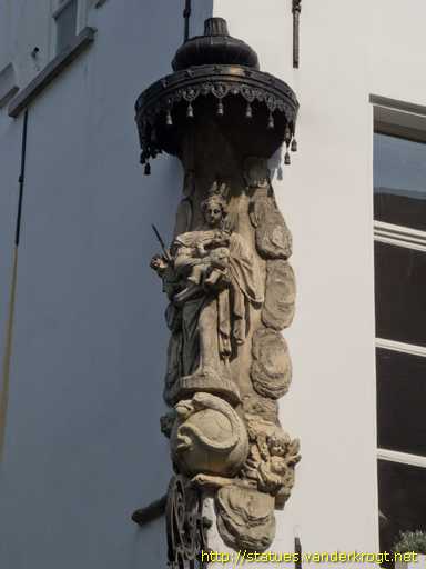 Antwerpen /  Madonna met Kind