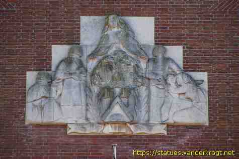 Essen /  Fronton Gemeentehuis