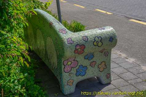 Achterbroek /  Social Sofa 'Bloemstraat'
