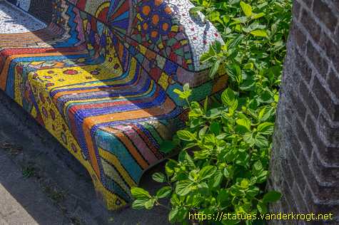 Achterbroek /  Social Sofa 'Kalmthoutsesteenweg'